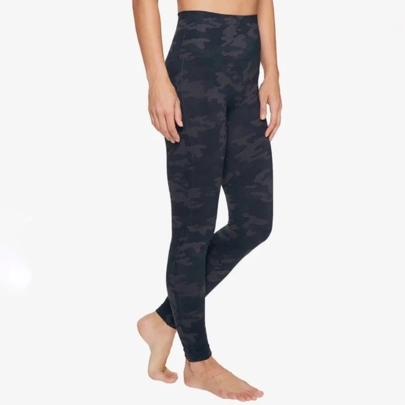 SPANX Black‎ Camo Seamless Leggings for Women Tummy Control - Picture 5 of 8
